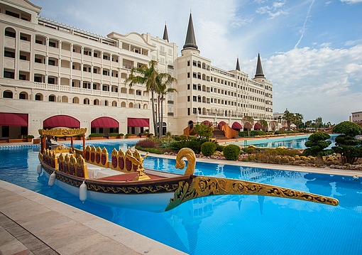 Antalya utazás Titanic Mardan Palace