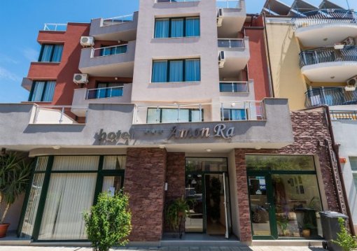 Napospart utazás Amon Ra