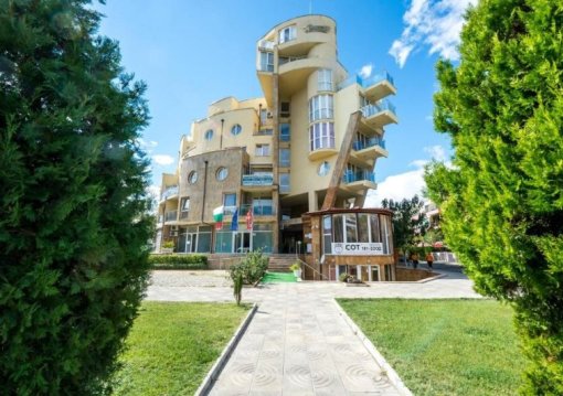 Napospart utazás Aparthotel Vechna R