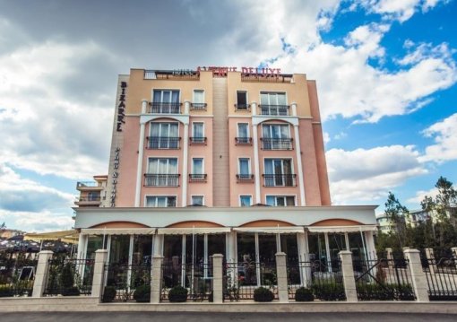 Napospart utazás Avenue Deluxe