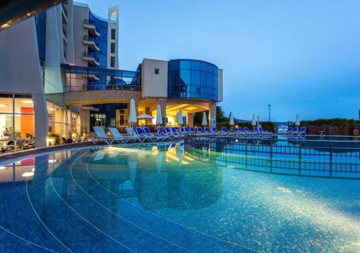 Napospart utazás Blue Pearl Hotel