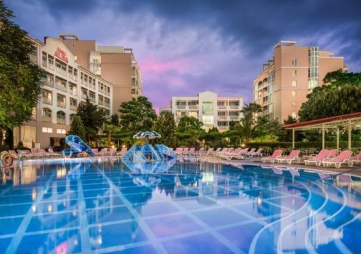 Napospart utazás Hotel Alba