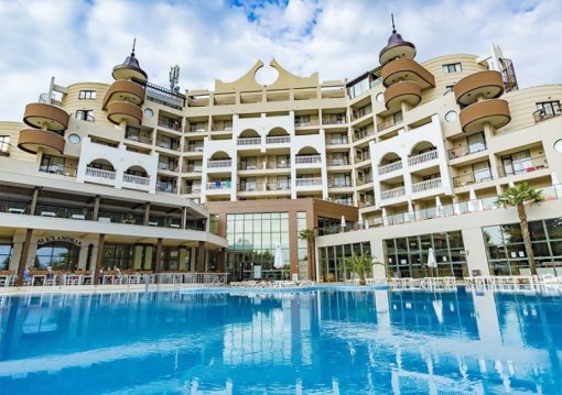 Napospart utazás Hotel HI Imperial Resort