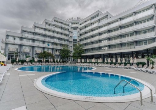 Napospart utazás Hotel Perla