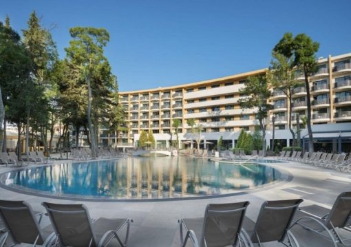 Napospart utazás HVD Hotel Bor