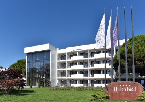 Napospart utazás IHotel 