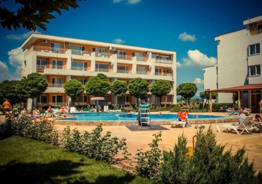 Napospart utazás Orchid Fort Garden