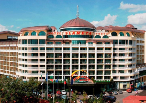 Napospart utazás Planeta Hotel