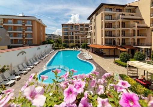 Napospart utazás Rose Village Apart-hotel 3*