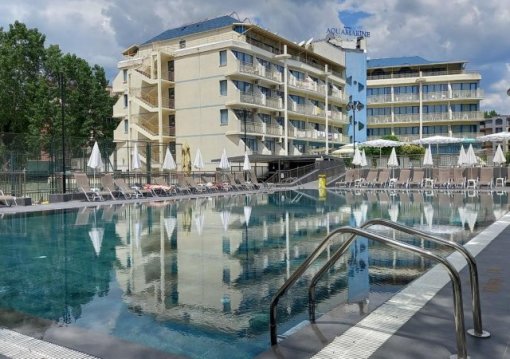 Napospart utazás utazás Hotel Aquamarine