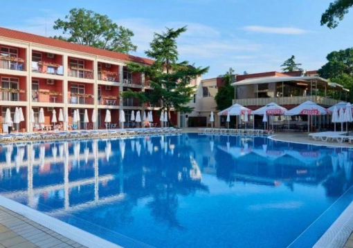 Napospart utazás Zornica Residence