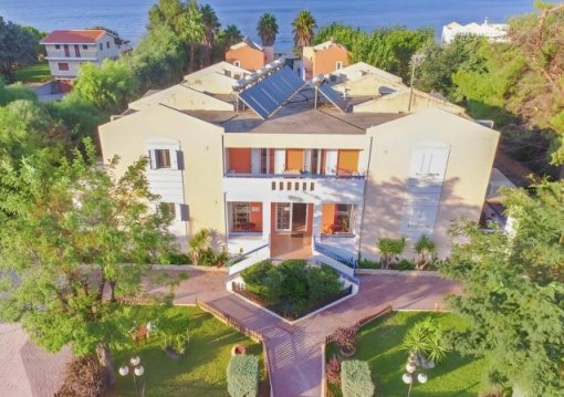 Peloponnészoszi-félsziget utazás Aithrio Hotel