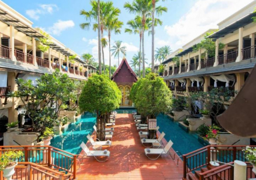 Phuket utazás Burasari Resort Hotel