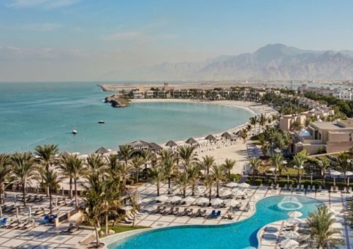 Ras Al Khaimah utazás Hilton Ras Al Khaimah Beach Resort