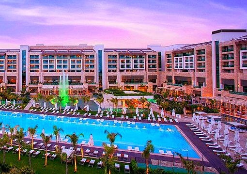 Belek utazás Regnum Carya Golf Resort