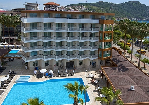 Alanya utazás Riviera Hotel and Spa 4*