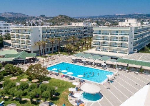 Rodosz Faliraki utazás Apollo Beach