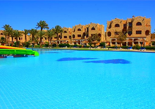 Hurghada utazás Royal Lagoons Aqua Park Resort & Spa