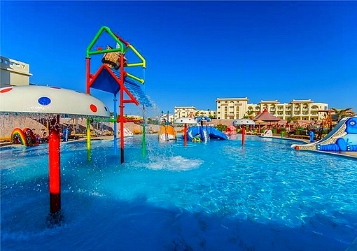 Hurghada utazás Serenity Alma Resort 