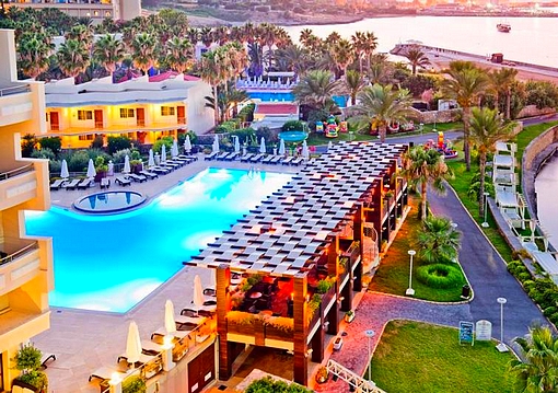 Észak-Ciprus Kyrenia utazás Vuni Palace Hotel & Casino