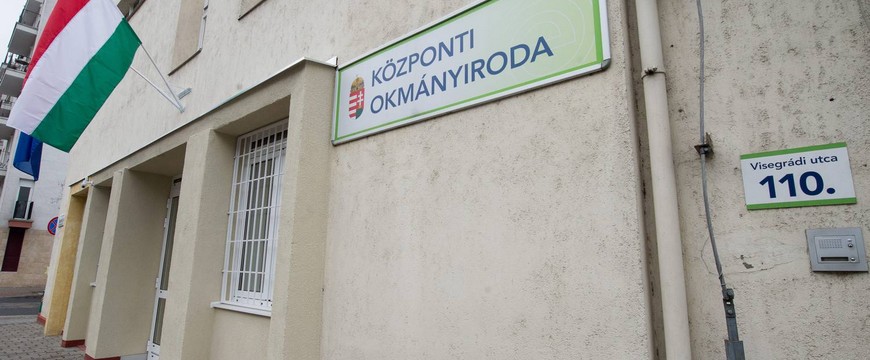 Központi Okmányiroda Budapest XIII.ker Visegrádi u. 110.