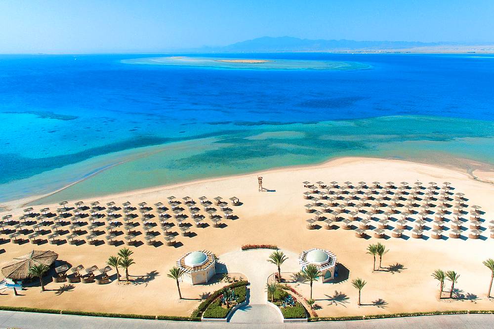 Hurghada Soma-bay Kempinski Hotel tengerpart üdülés nyaralás